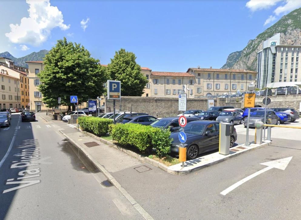 Casa Imbarcadero Appartement Lecco Buitenkant foto